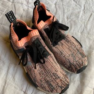 Adidas NMD Primeknit R1 - Neon Coral/Grey/Black